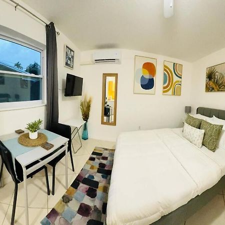 Studio With Terrace Near Hard Rock-Patio Χόλιγουντ Εξωτερικό φωτογραφία